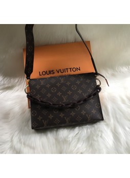 LV TOILET POUCH XL